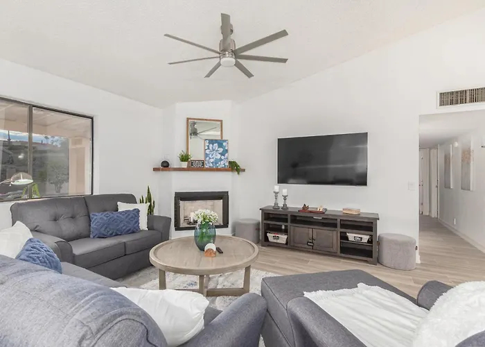 Holiday home Glenbrook - Free Heated Pool - Hot Tub - Fire Pit *